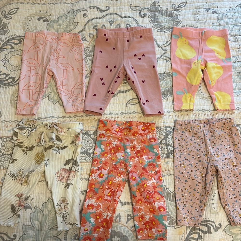 6 pairs of 0-3 months/ 3 months leggings!